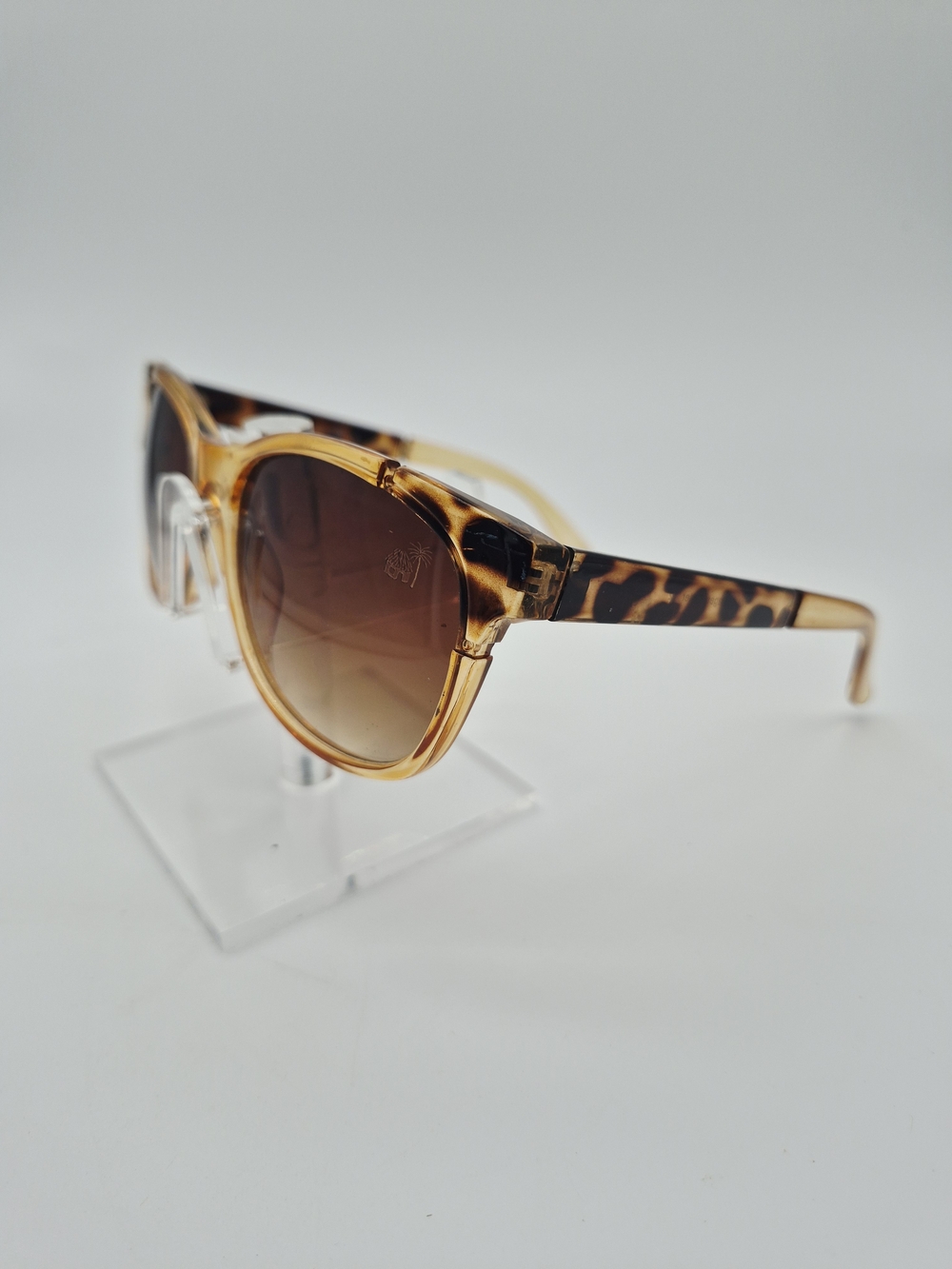 Caribbean Joe Tortoise Shell Sunglasses with Brown Gradient Lenses